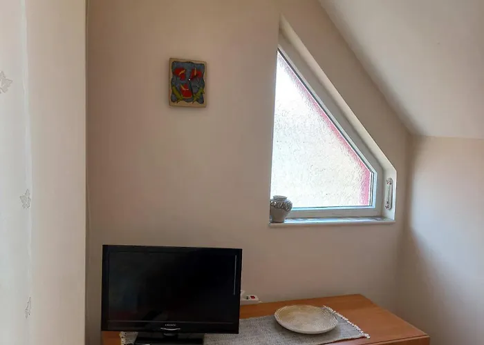Apartment Sunny And Spacious - Quiet Area In By Flat Mаnager *